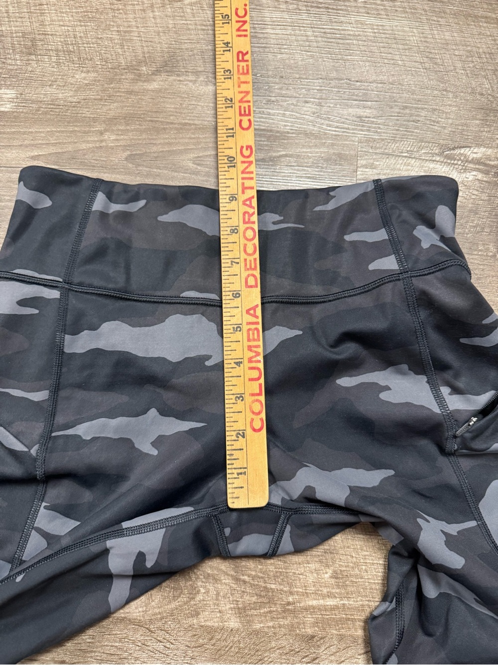 Athleta Camo Contender 7/8 Tight in Powerlift Size Small - Picture 5 of 9